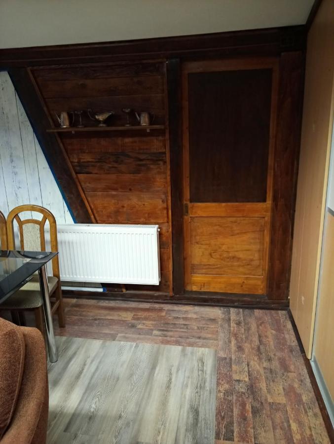 Apartments Pomjan Pogled Na Gore エクステリア 写真