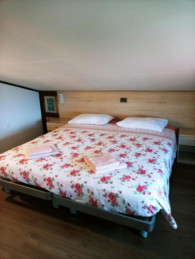 Apartments Pomjan Pogled Na Gore エクステリア 写真