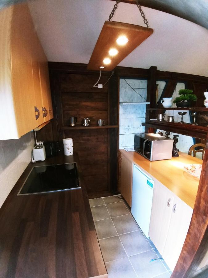 Apartments Pomjan Pogled Na Gore エクステリア 写真